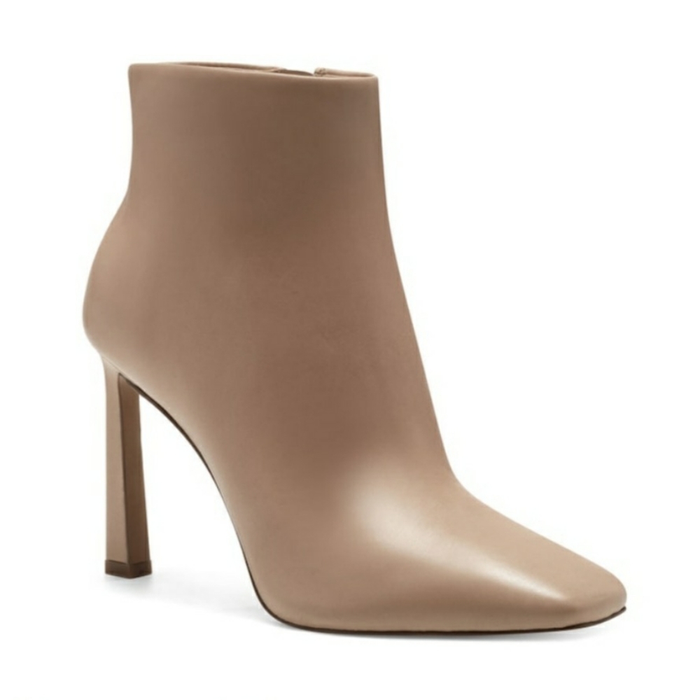 Vince Camuto Tailen Bootie New